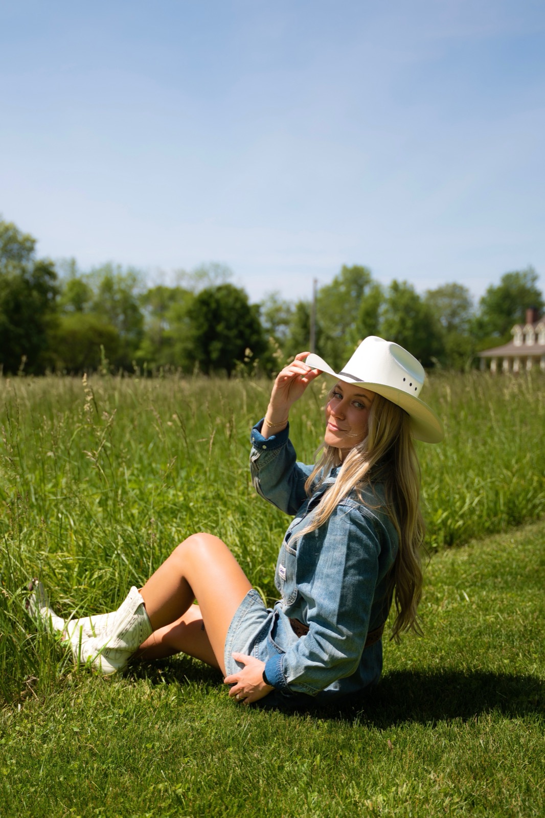 Liv, of Studio Sixty7 Photography